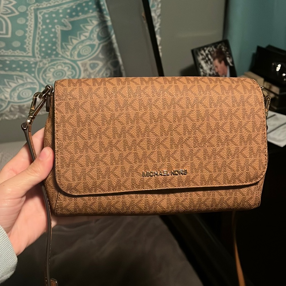 Michael Kors Crossbody Bag